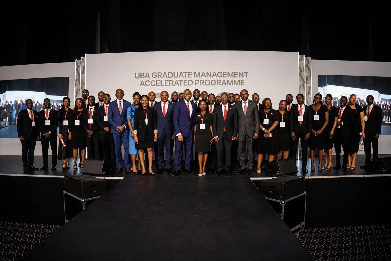 UBA Gradua 374 Jovens, Incluindo Participantes Moçambicanos