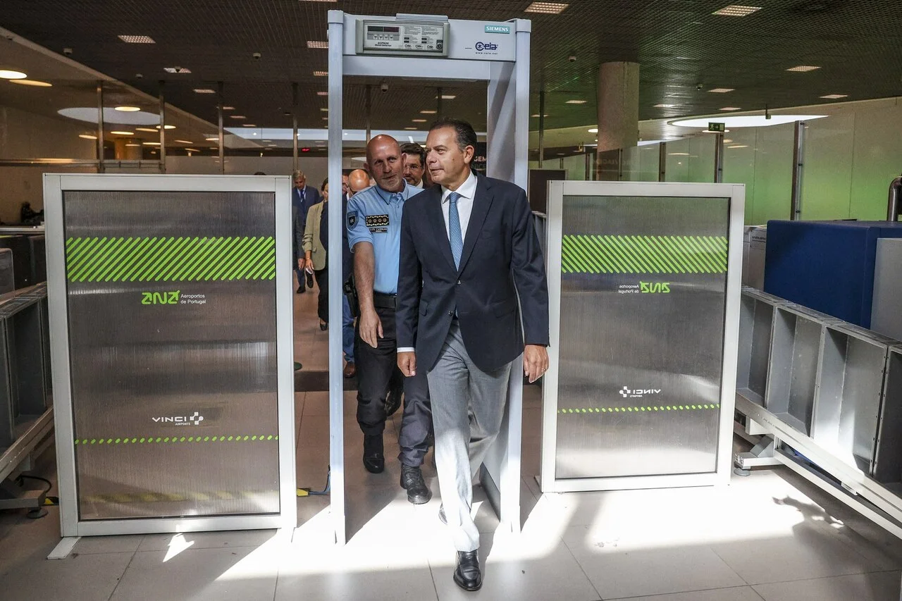 Vai Viajar para Portugal a Partir de Setembro? Prepare-se para o Novo Controlo Biométrico