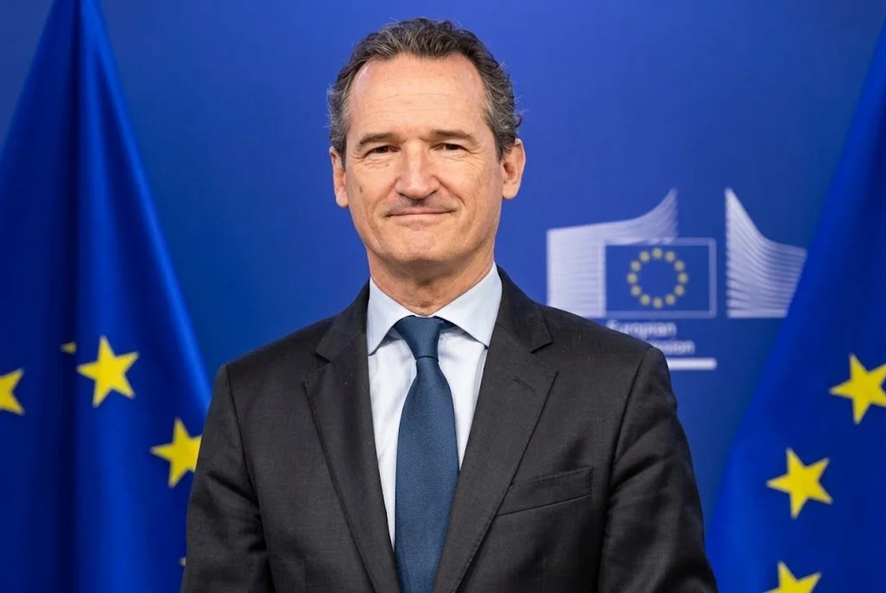 Novo Embaixador da União Europeia Chega Hoje a Moçambique