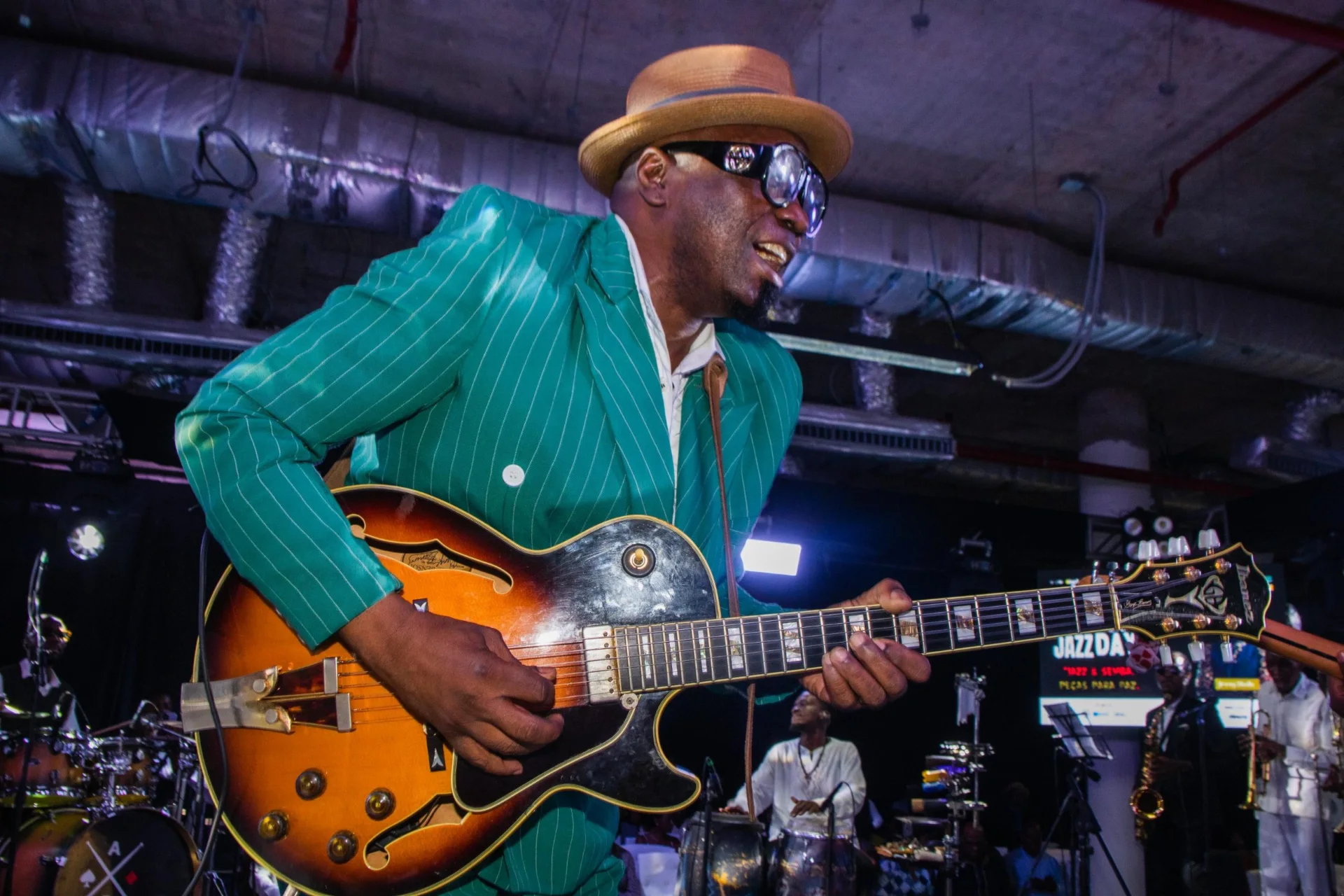 Jimmy Dludlu Celebra 40 Anos de Carreira com Masterclass na UEM