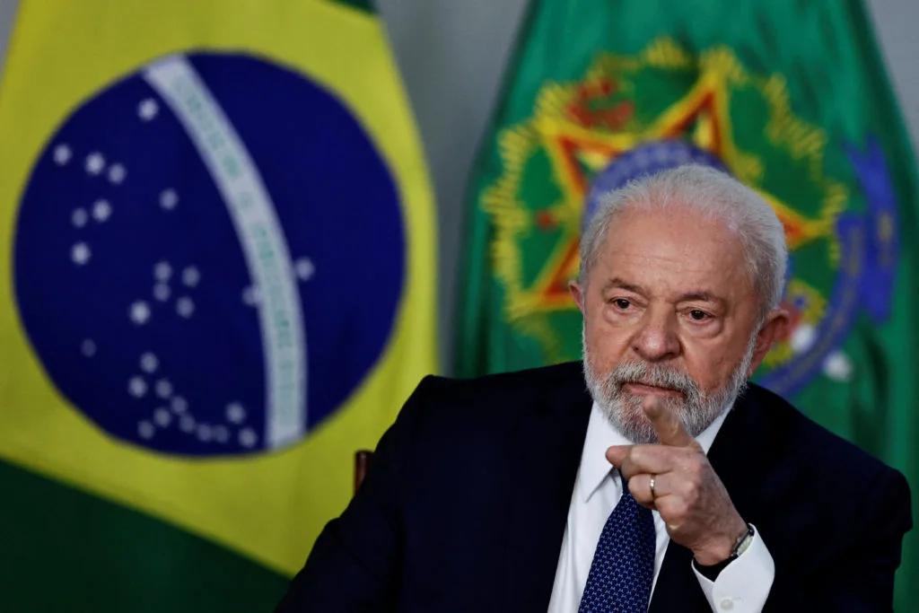 Eleições no Brasil: Lula Recusa Fazer Campanha em Igrejas