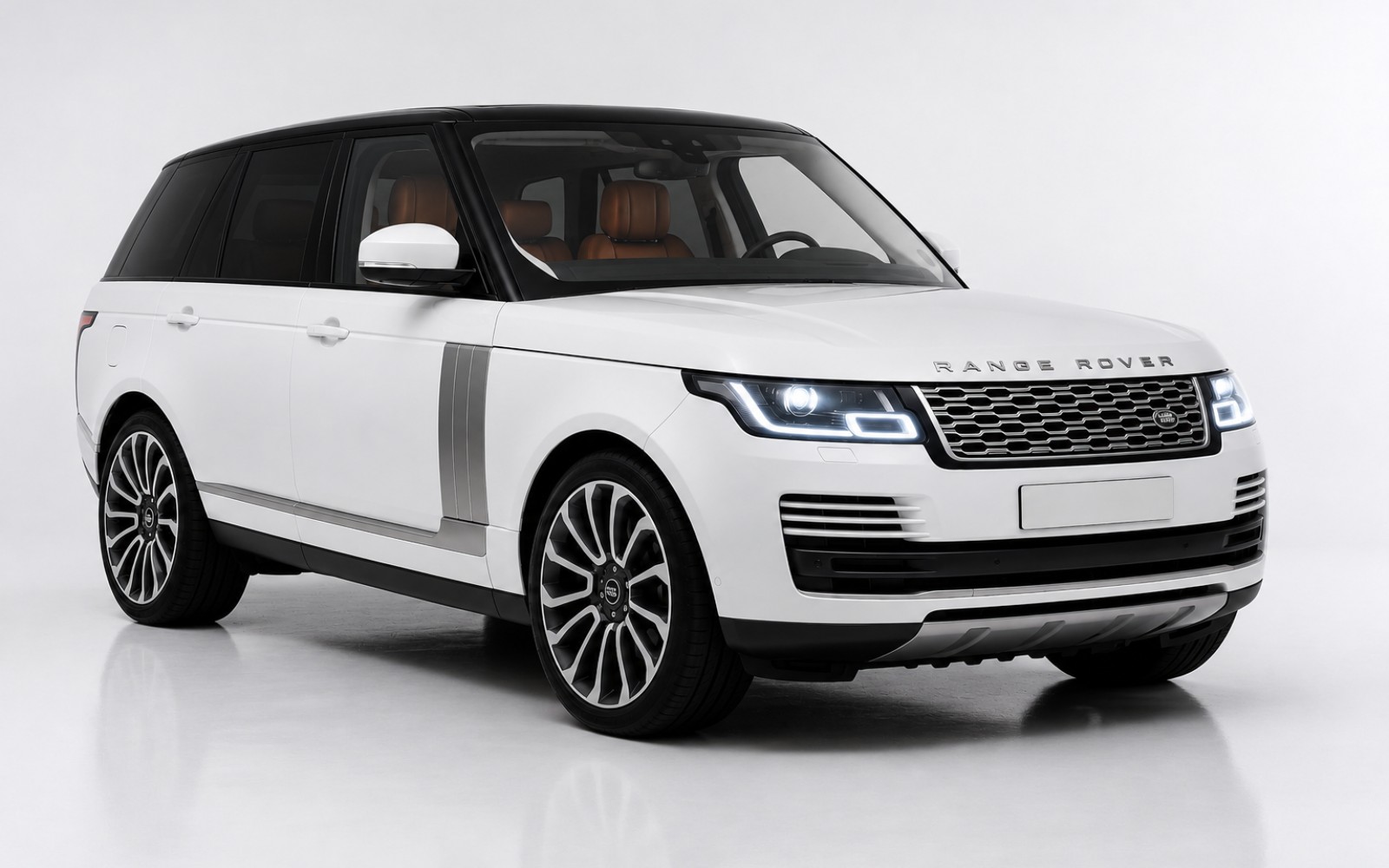 Land Rover Range Rover Vogue 2026 disponível para aluguer com motorista em Maputo