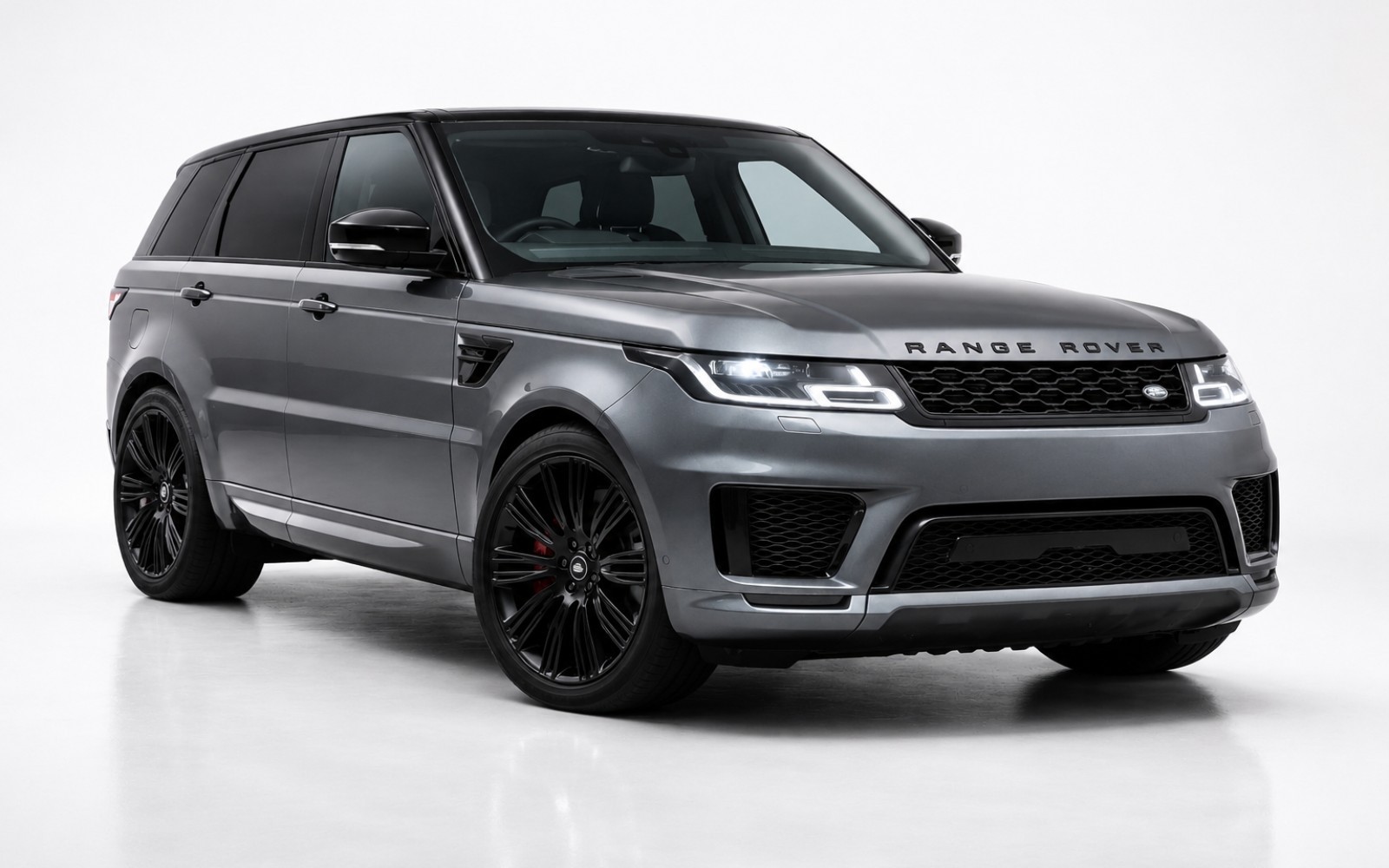 Land Rover Range Rover Sport 2026 disponível para aluguer com motorista em Maputo